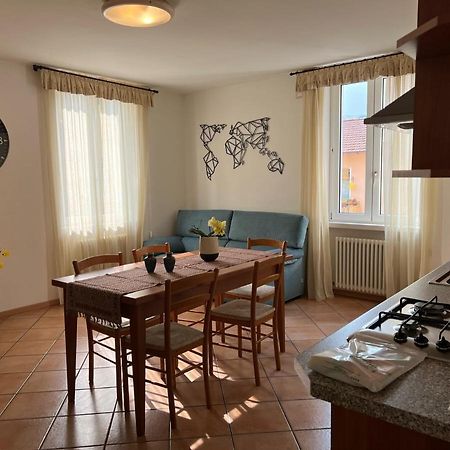 Appartamenti Baia Azzurra 6. Torbole Sul Garda ภายนอก รูปภาพ