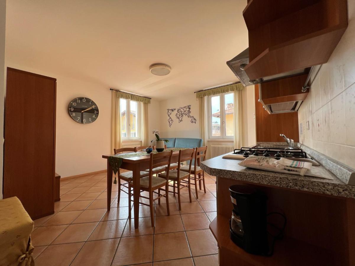 Appartamenti Baia Azzurra 6. Torbole Sul Garda ภายนอก รูปภาพ